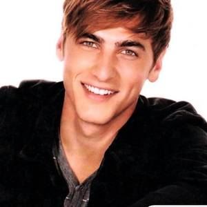 Meet your Posher, Luke